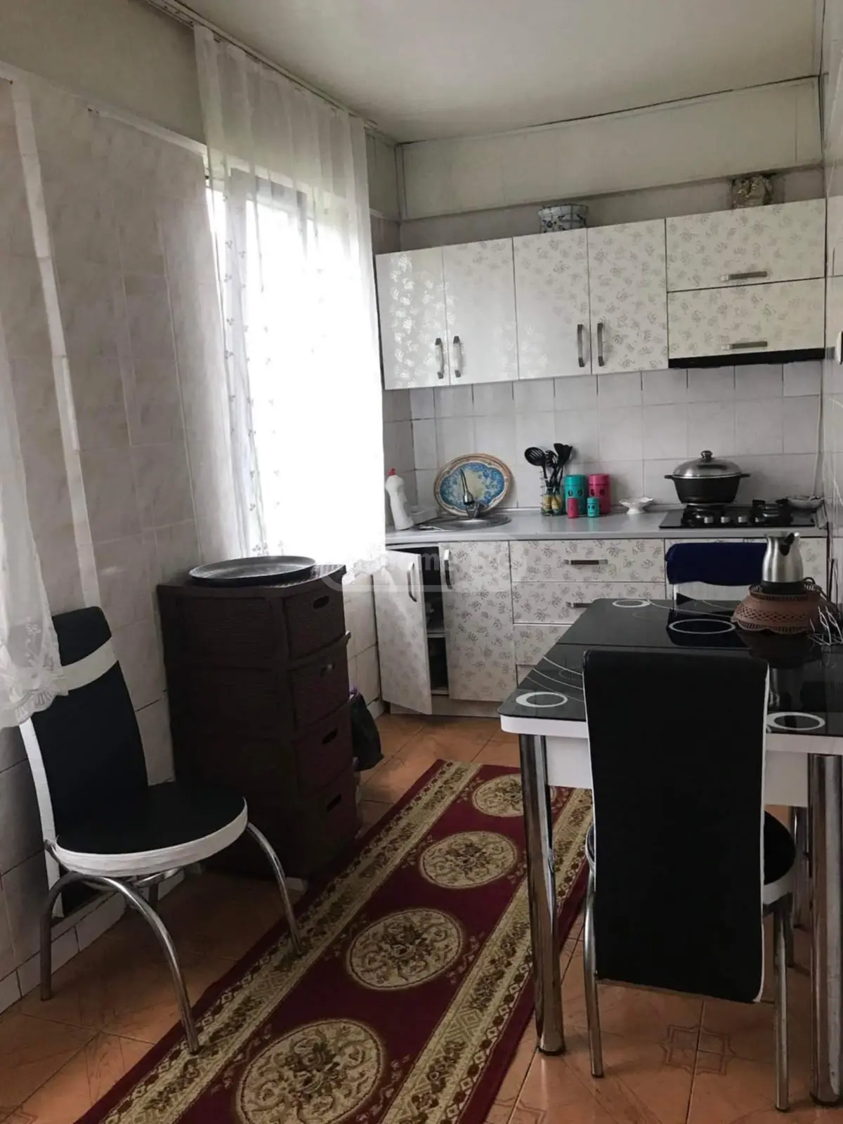 8 Room Private House For Sale view 2