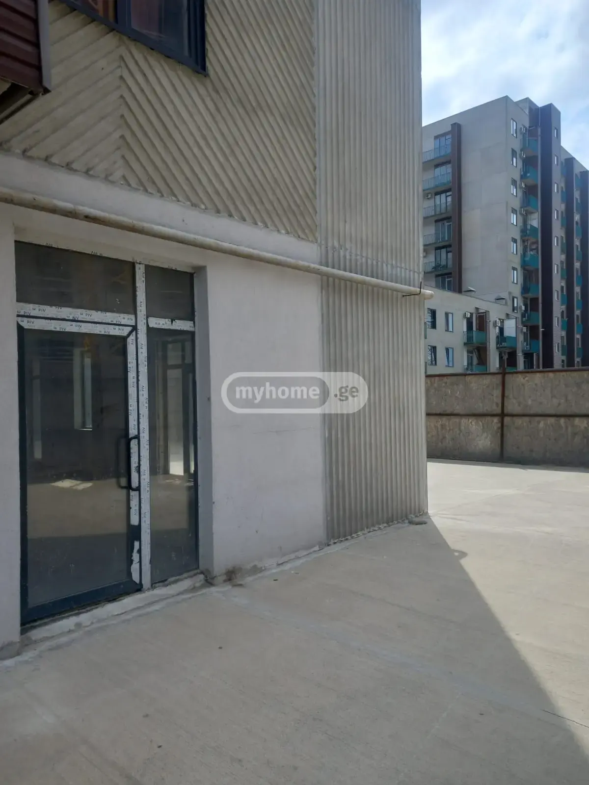 Universal Commercial Area For Sale In Gldani view 2