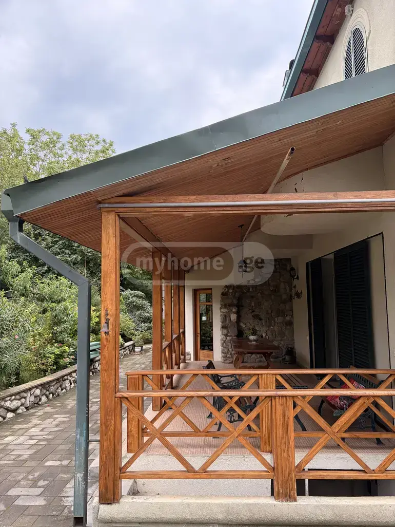 10+ Room Private House For Rent In Saguramo, In Mtskheta Municipality view 4