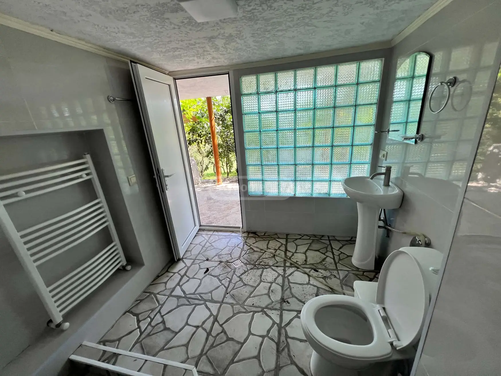 10+ Room Private House For Rent In Tskaltubo view 13