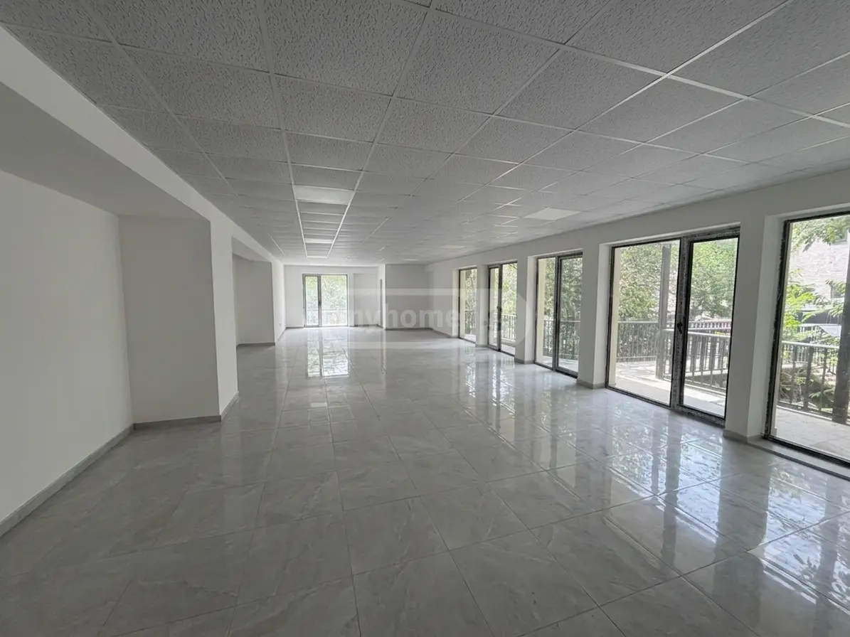 Universal Commercial Area Daily Rent In Saburtalo view 2