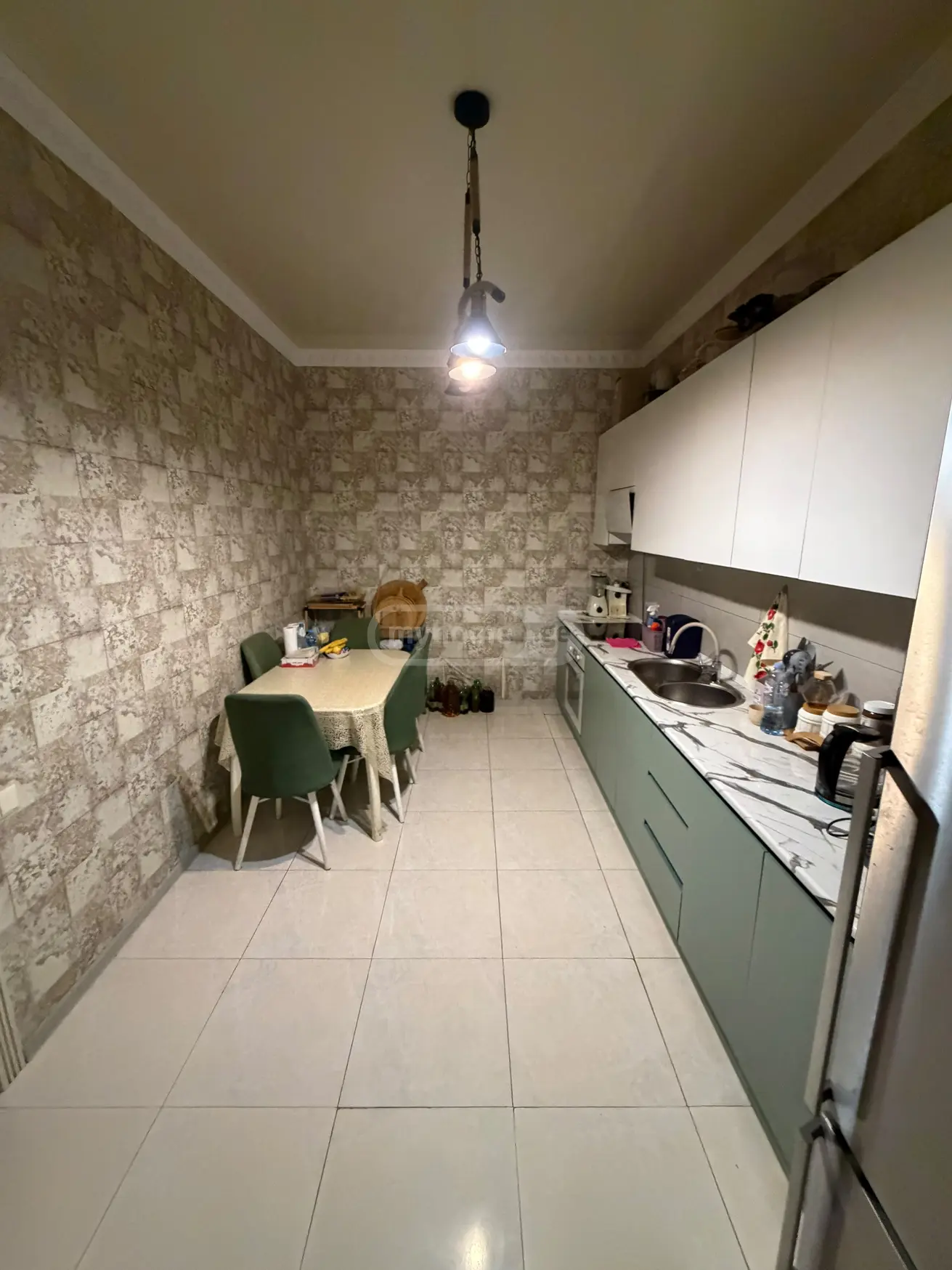 Продажа 4-комната Квартира view 6