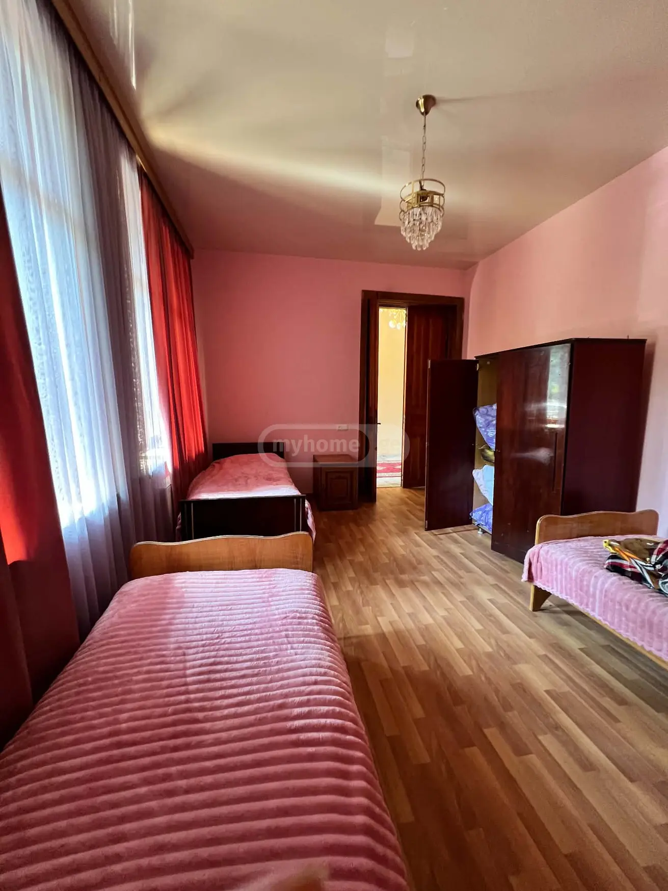 10+ Room Private House For Rent In Tskaltubo view 3