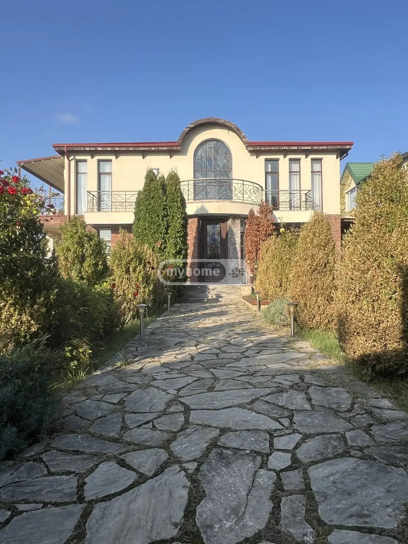 10+ Room Private House For Rent In Saguramo, In Mtskheta Municipality view 1