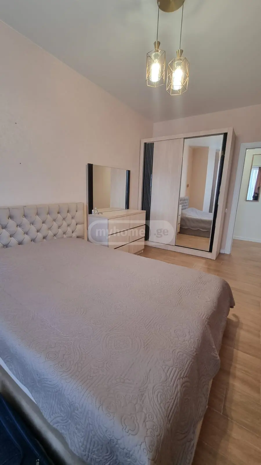 3 Room Apartment For Rent In Didube view 11