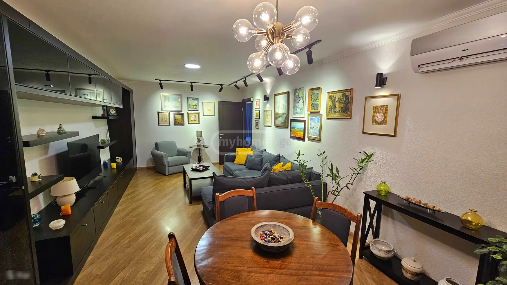 3 Room Apartment For Sale view 1