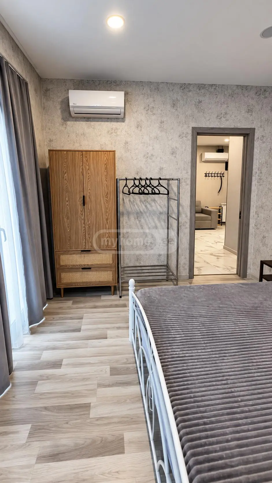 3 Room Apartment For Rent In Makhinjauri, In Batumi view 8