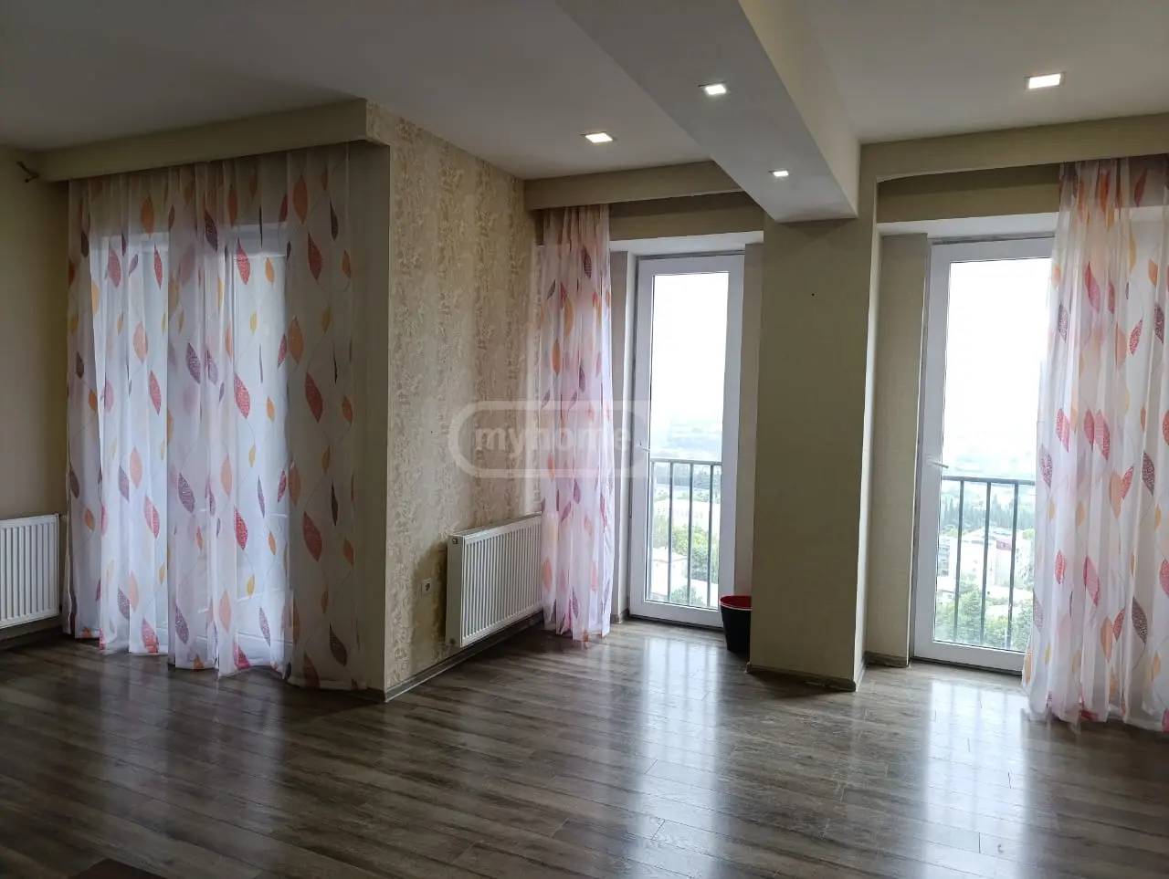 3 Room Apartment For Sale view 9