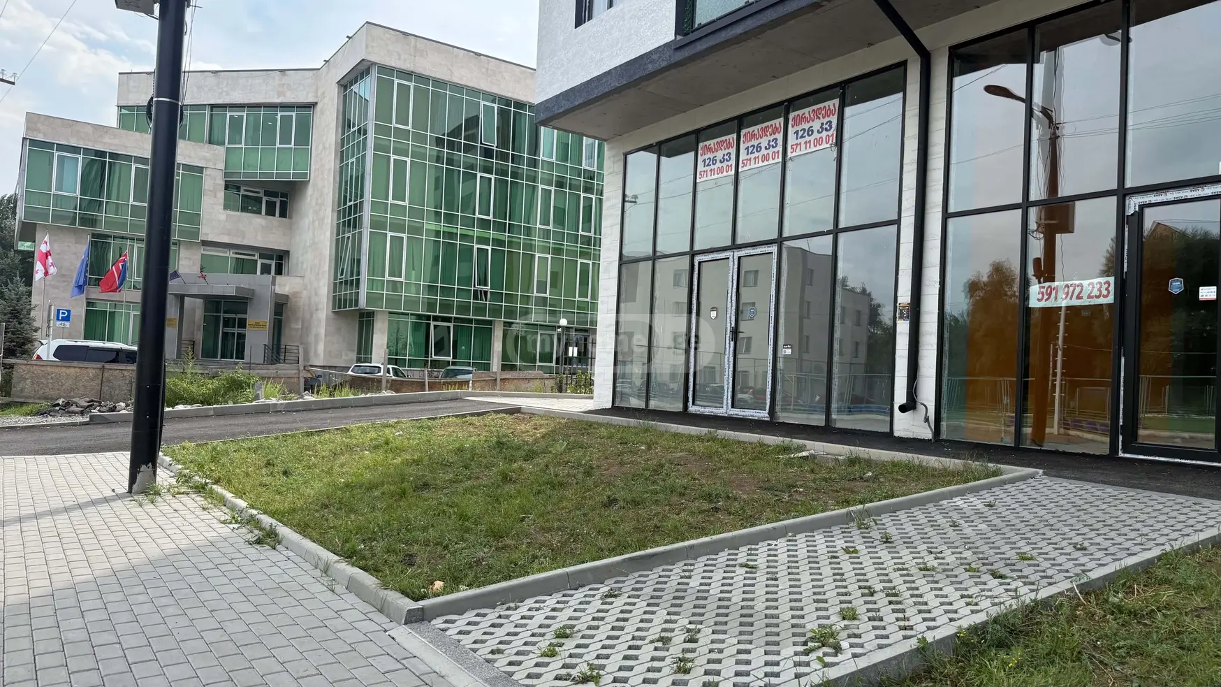 Universal Commercial Area For Rent In Gori view 1