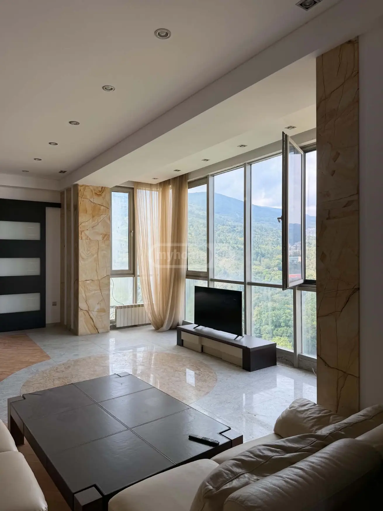 4 Room Apartment For Sale view 8
