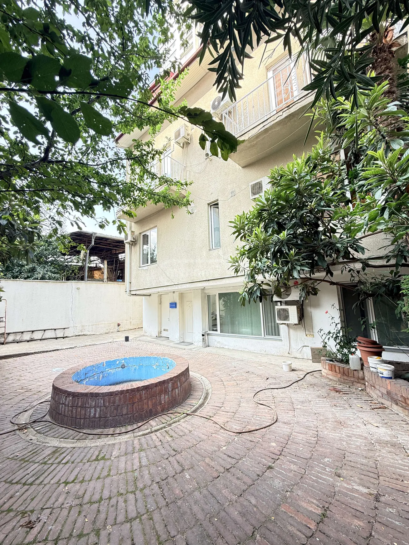 9 Room Private House For Rent In Saburtalo view 1