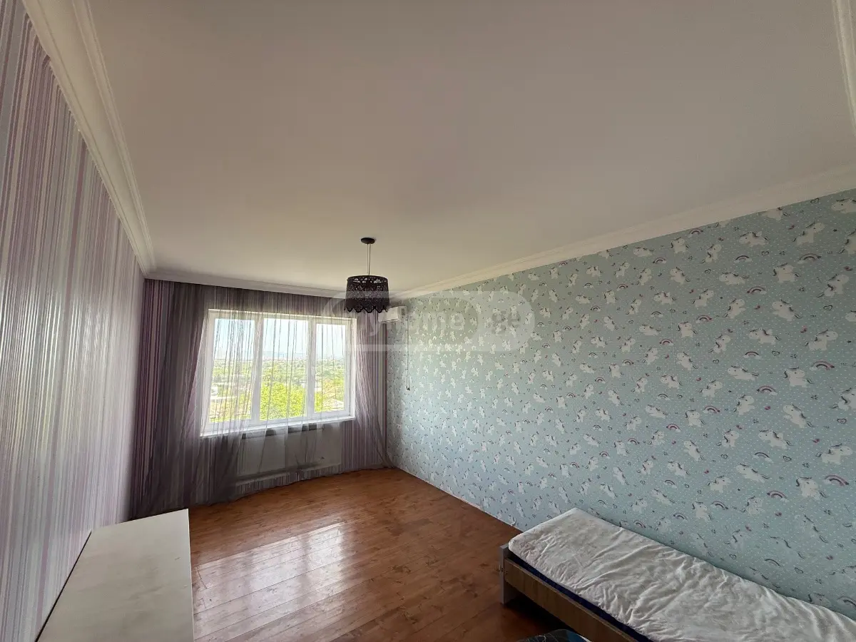 9 Room Private House For Rent In Rustavi view 11