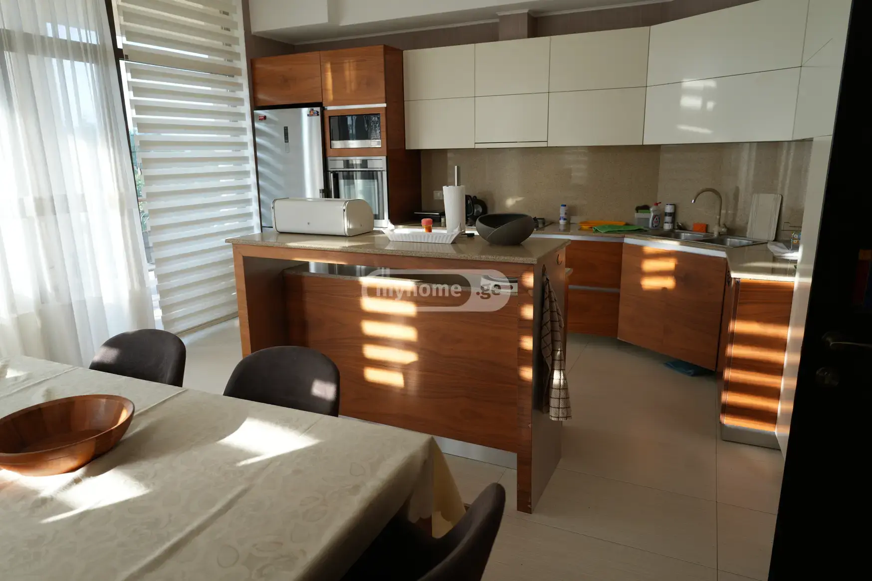 10+ Room Private House For Rent In Saguramo, In Mtskheta Municipality view 3