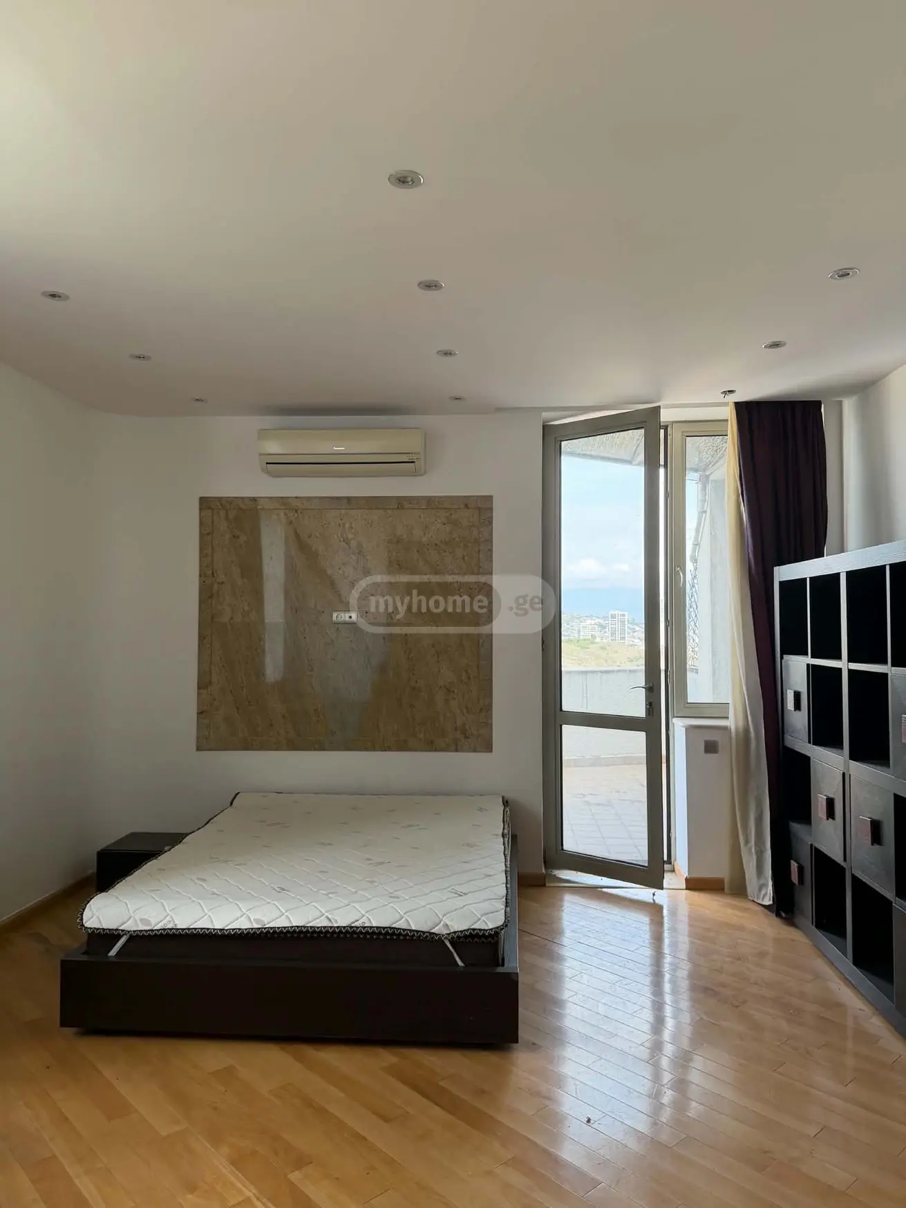 4 Room Apartment For Sale view 9