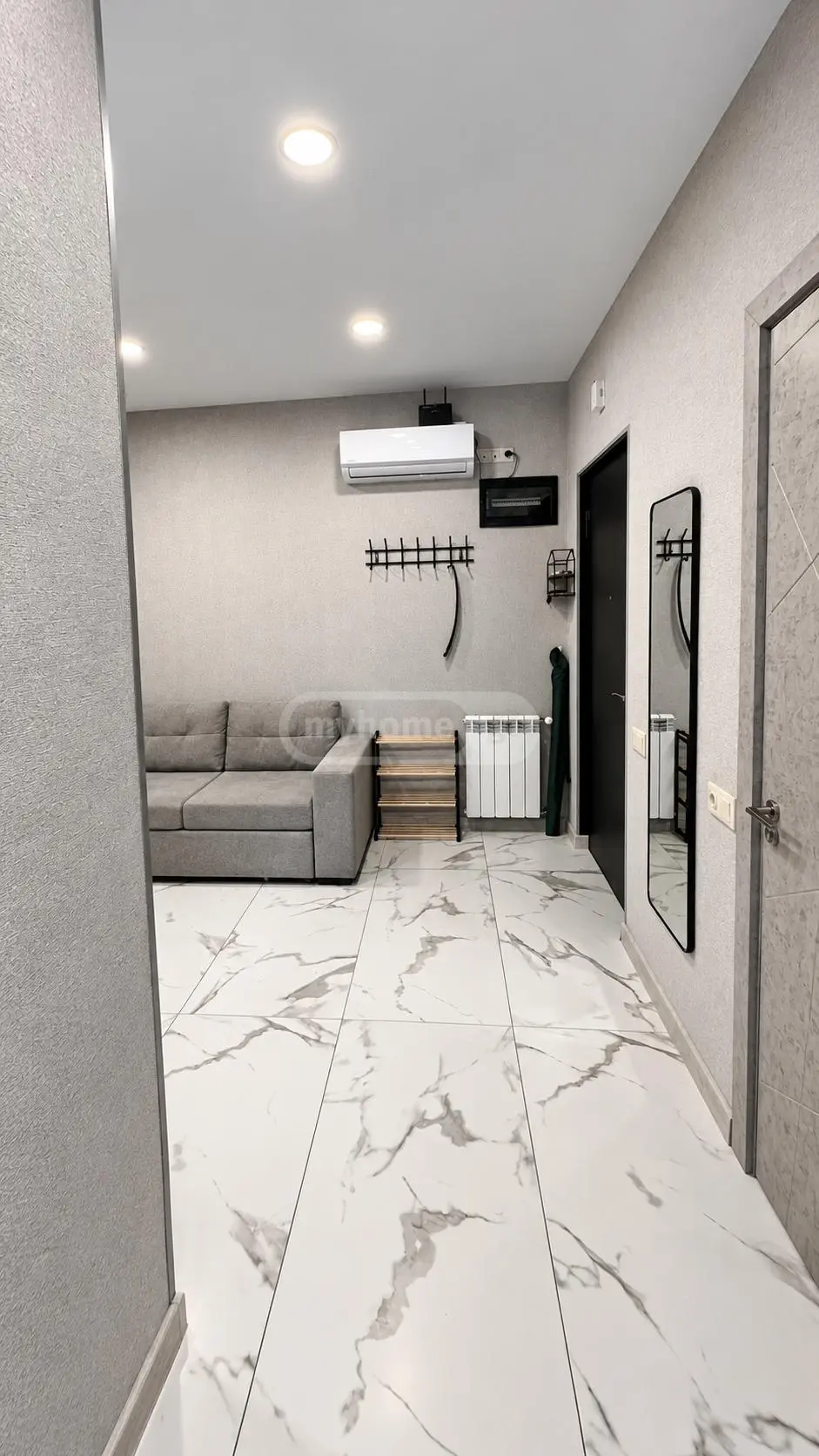 3 Room Apartment For Rent In Makhinjauri, In Batumi view 6