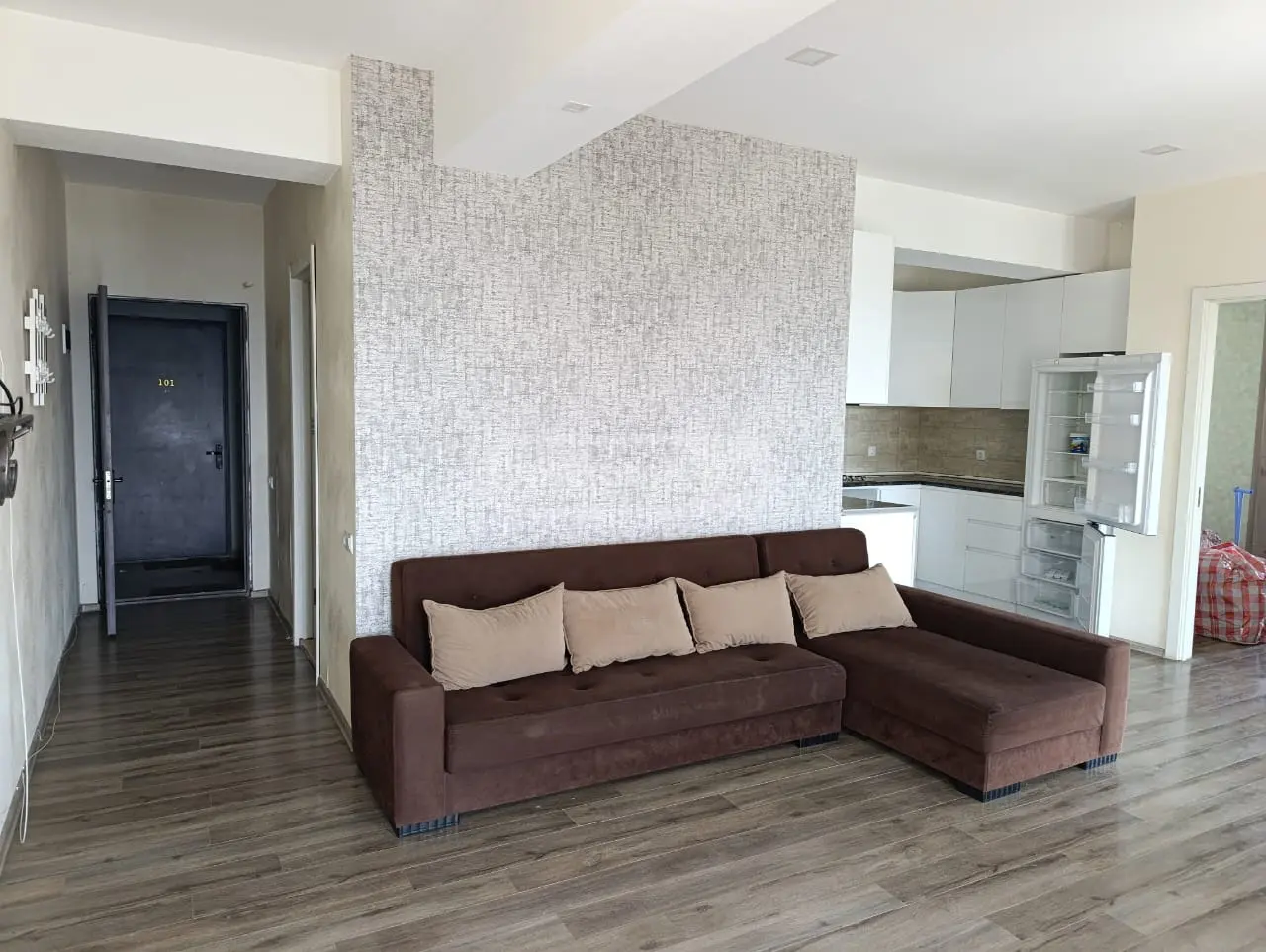 3 Room Apartment For Sale view 1
