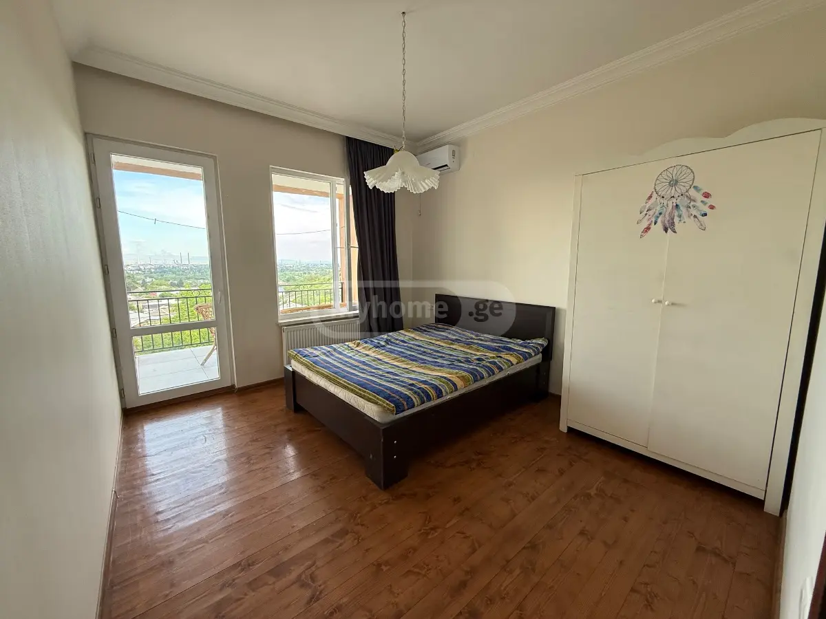 9 Room Private House For Rent In Rustavi view 7