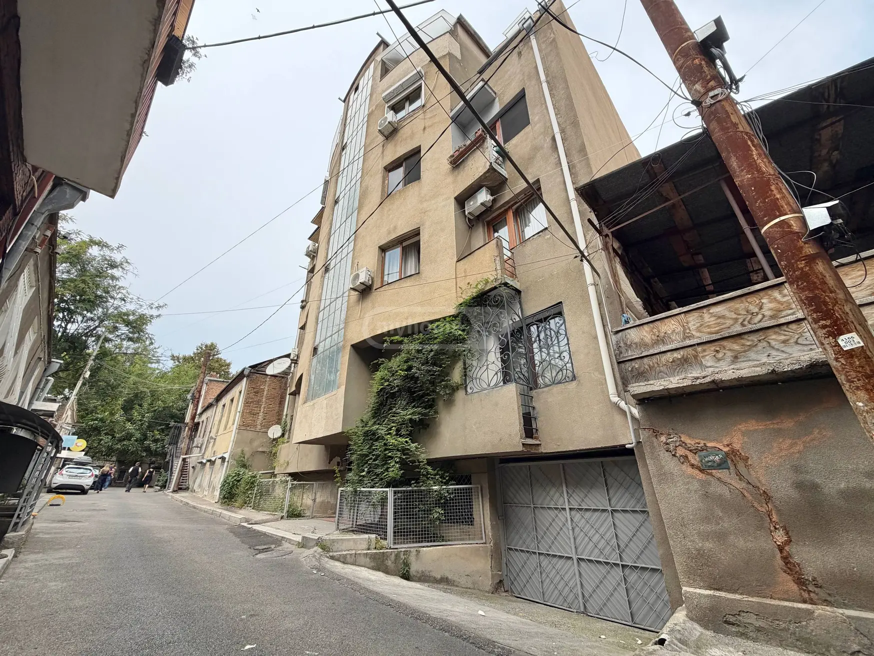 5 Room Apartment For Rent In Mtatsminda view 15
