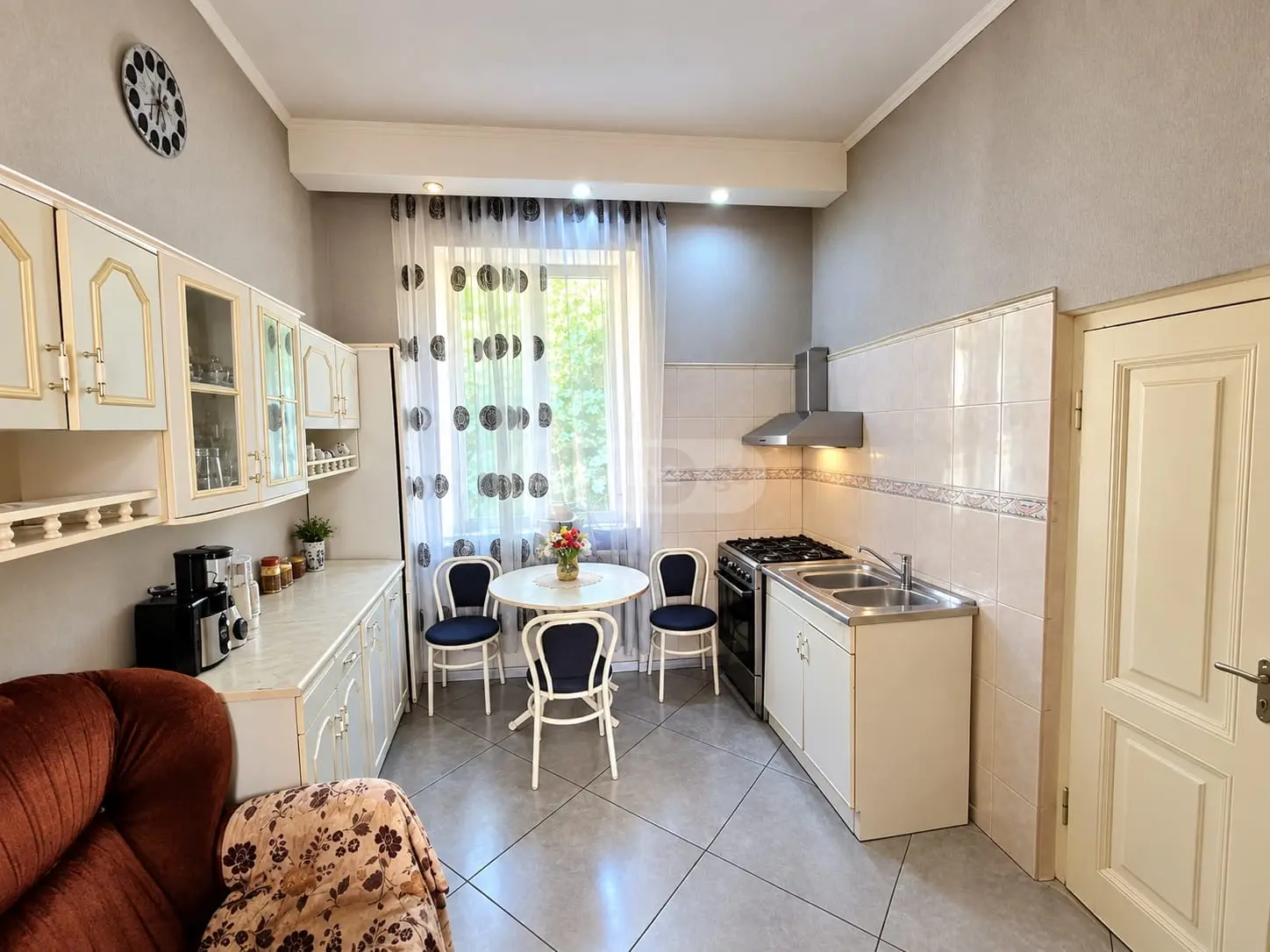 5 Room Apartment For Sale view 10