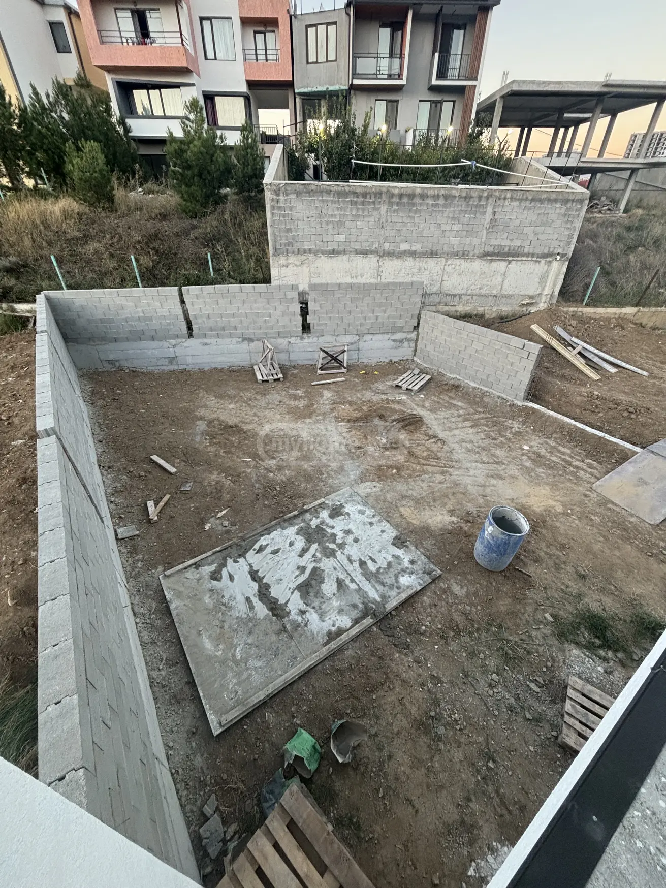 6 Room Private House For Sale view 41