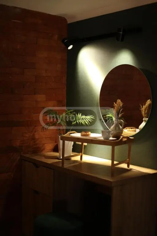 5 Room Hotel For Sale view 5