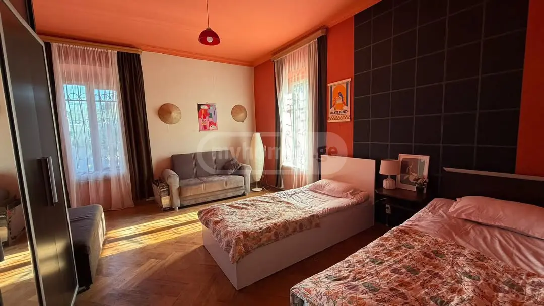 5 Room Private House For Sale view 12