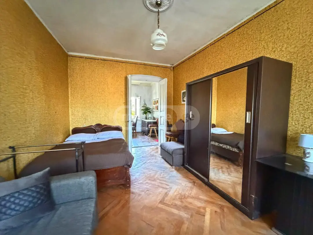 5 Room Private House For Sale view 11