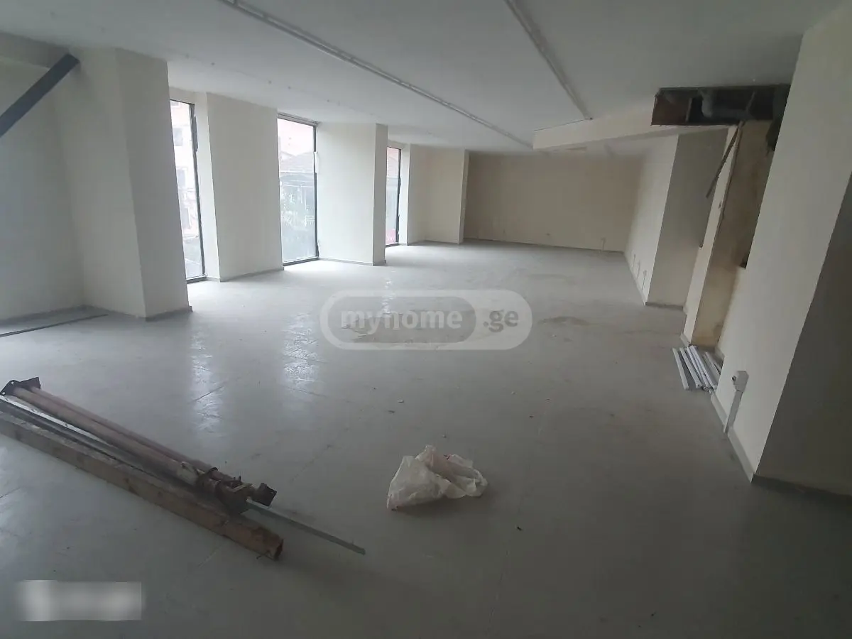 Universal Commercial Area For Sale Khimshiashvilis Ubani, In Batumi view 15