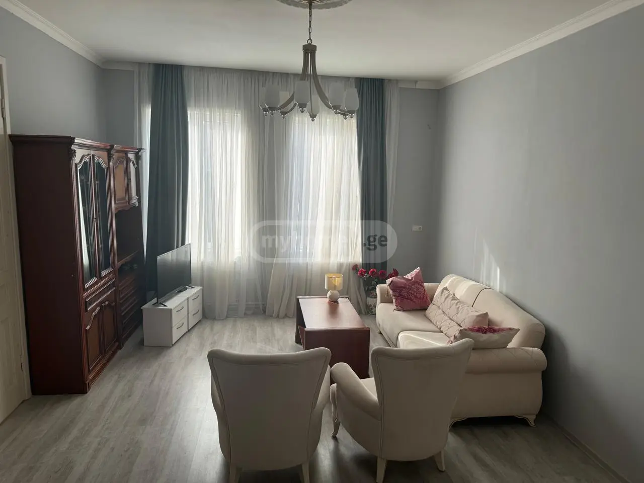 3 Room Private House For Rent In Zugdidi view 5
