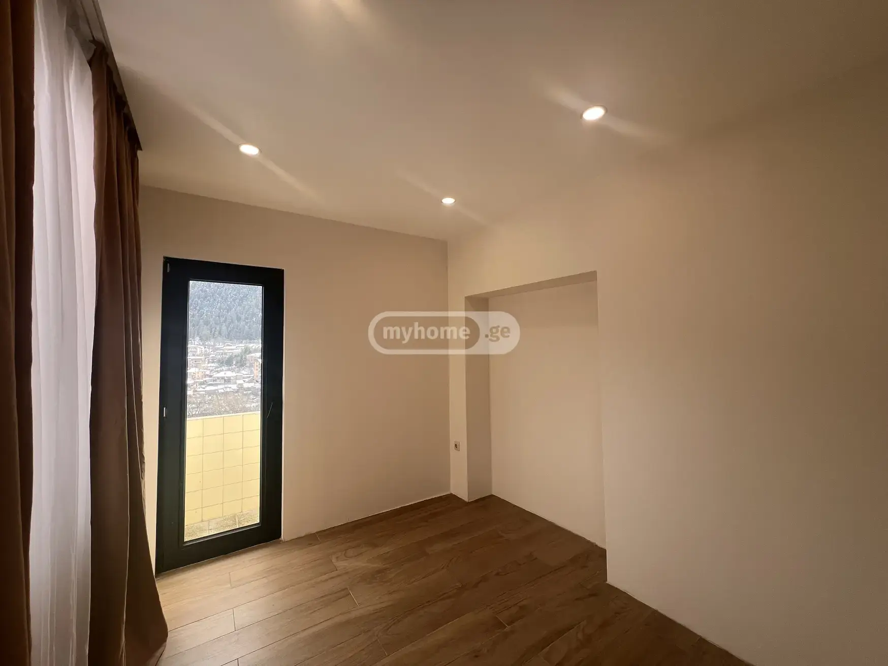 4 Room Apartment For Sale view 5