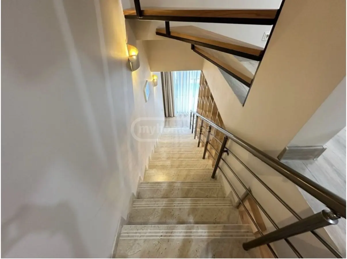 4 Room Country House For Rent view 12