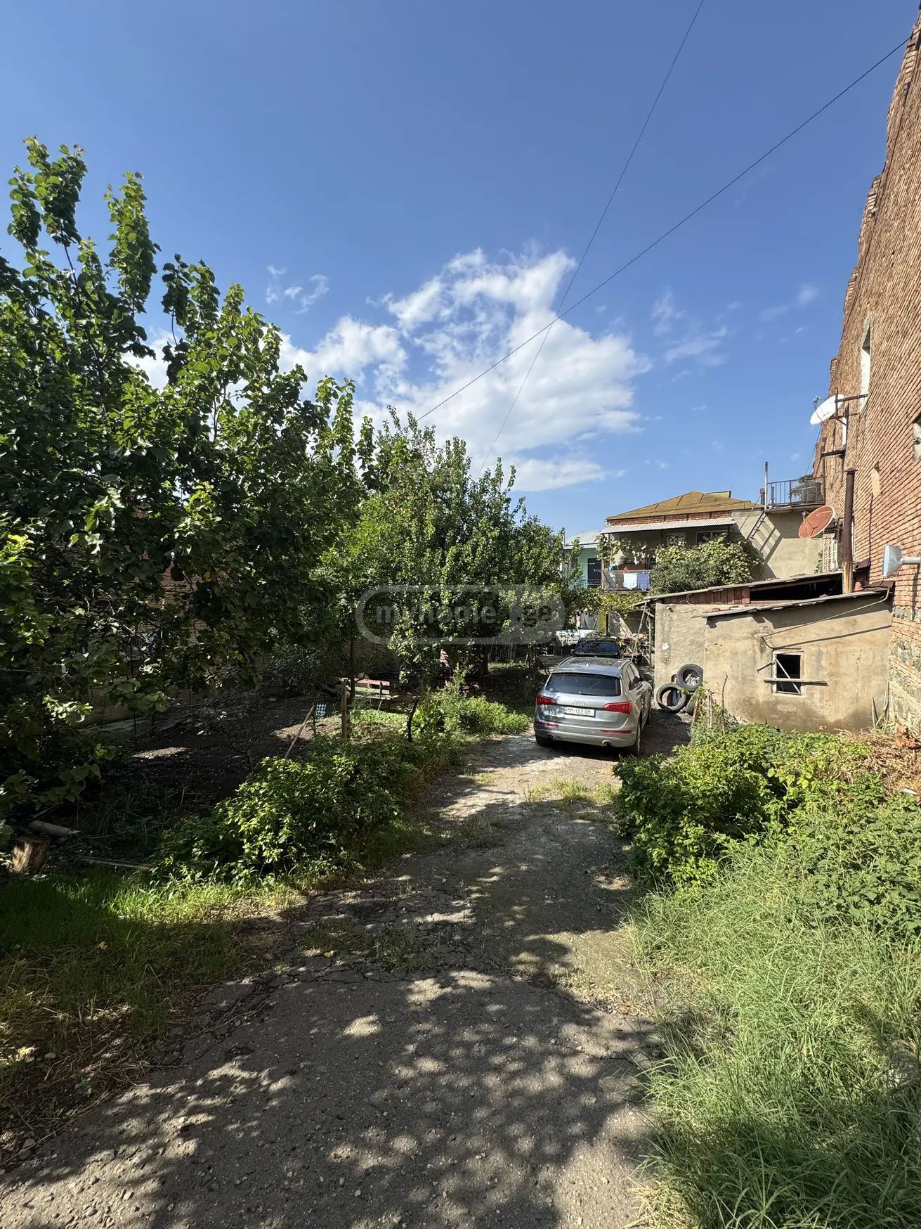5 Room Private House For Sale view 2
