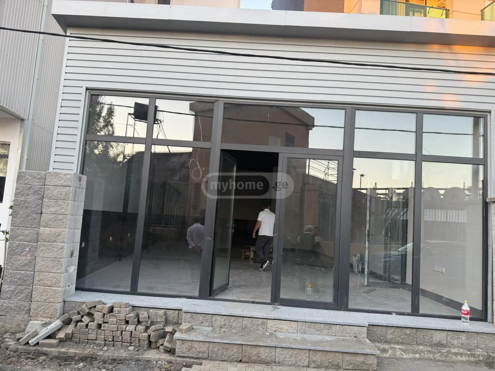 Universal Commercial Area For Rent view 2