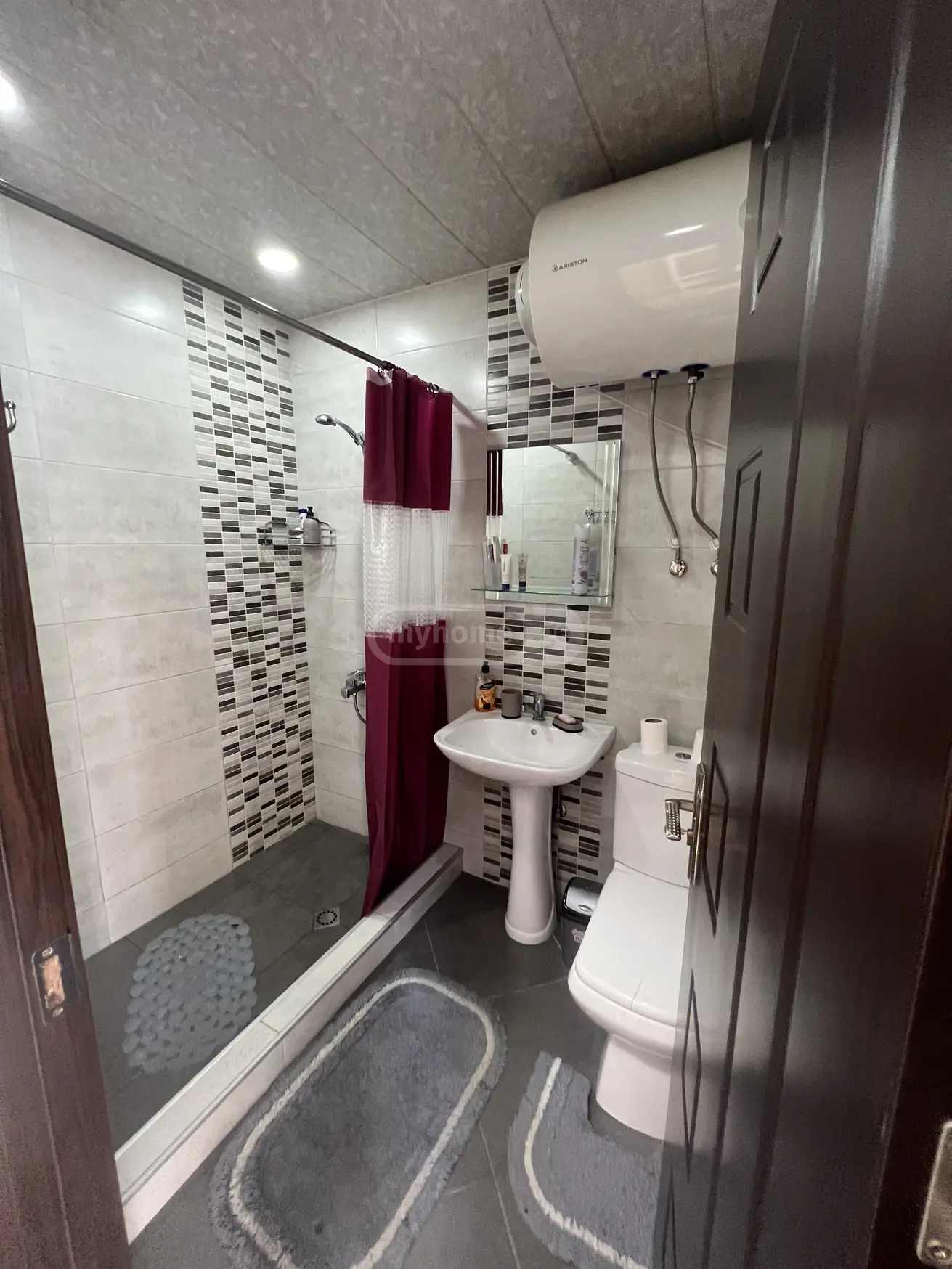 1 Room Apartment For Sale view 2