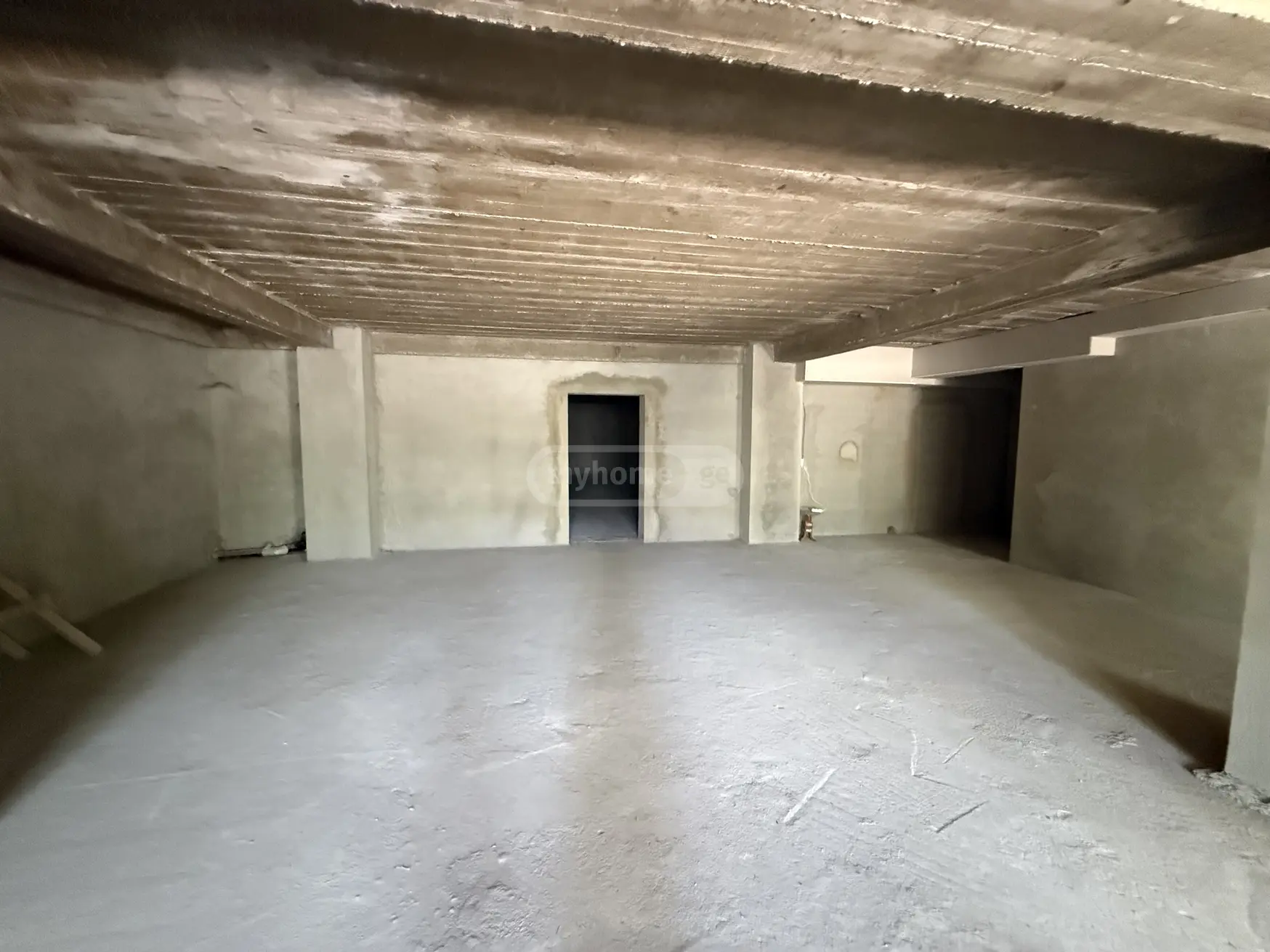 Universal Commercial Area For Rent In Isani view 3