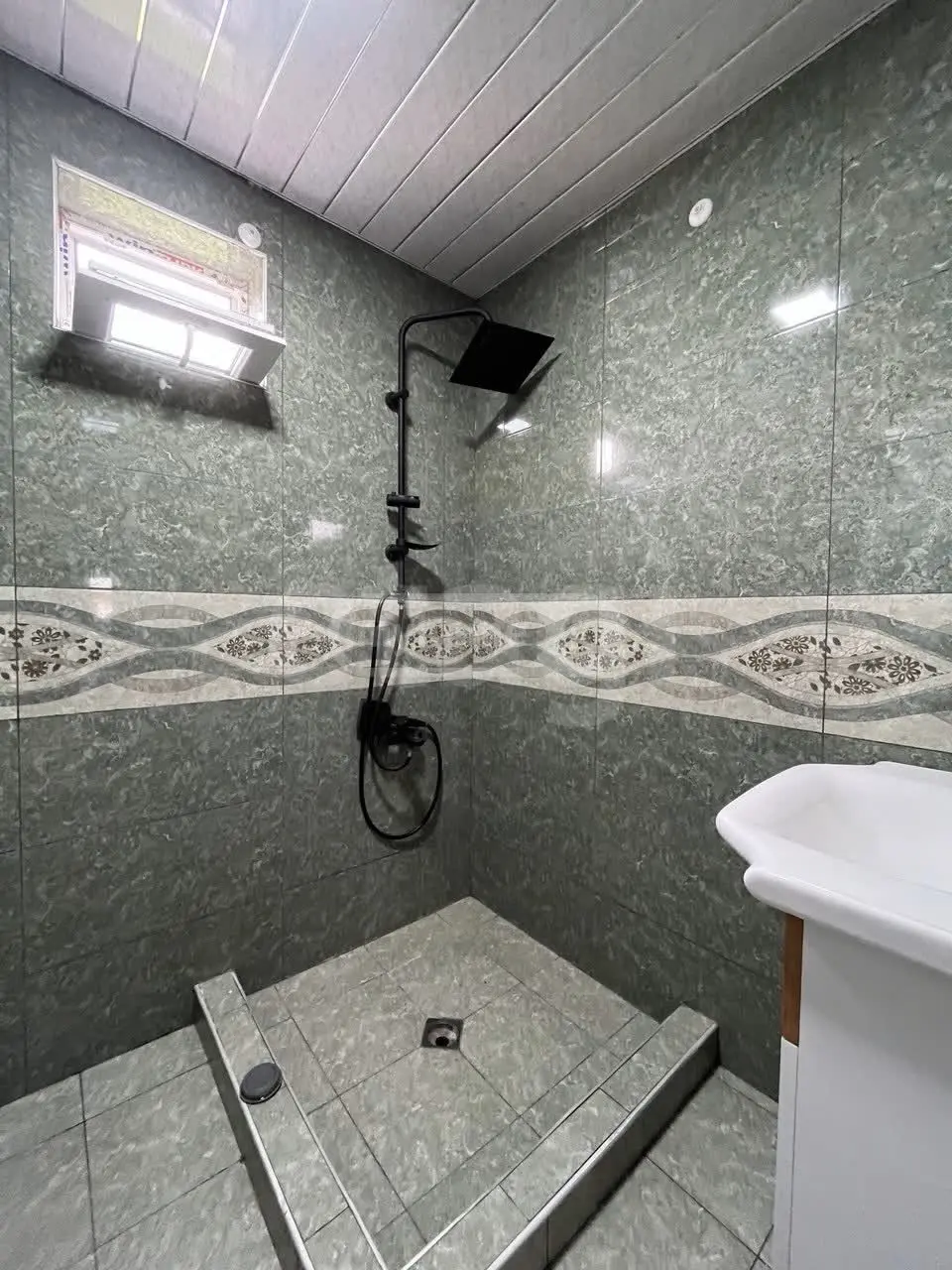 5 Room Hotel For Sale view 14