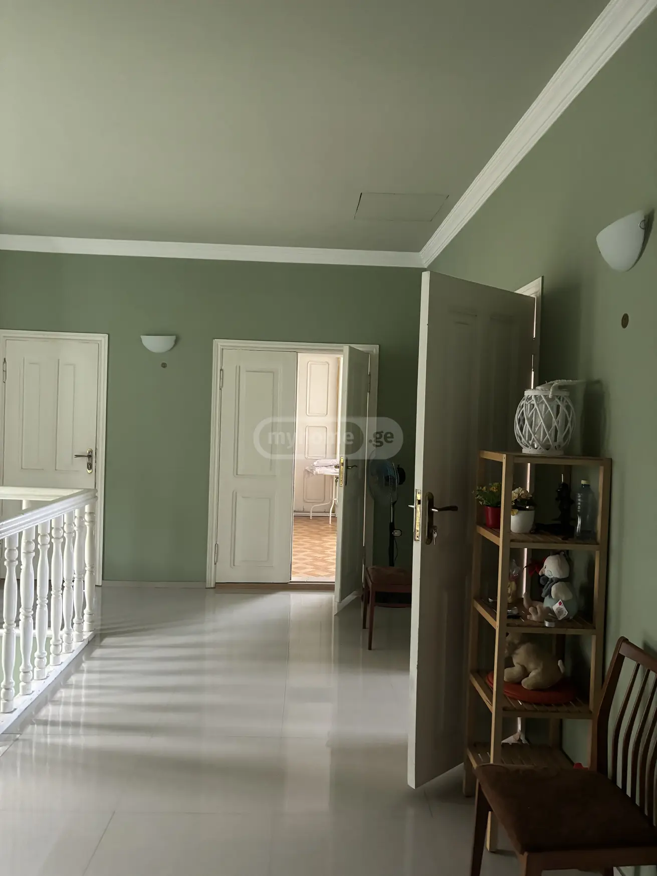9 Room Private House For Sale view 12