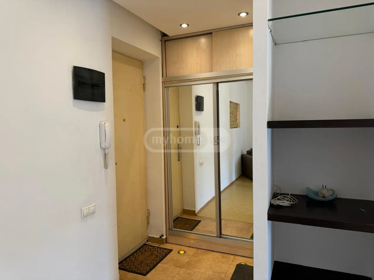 1 Room Apartment For Rent In Shindisi view 6