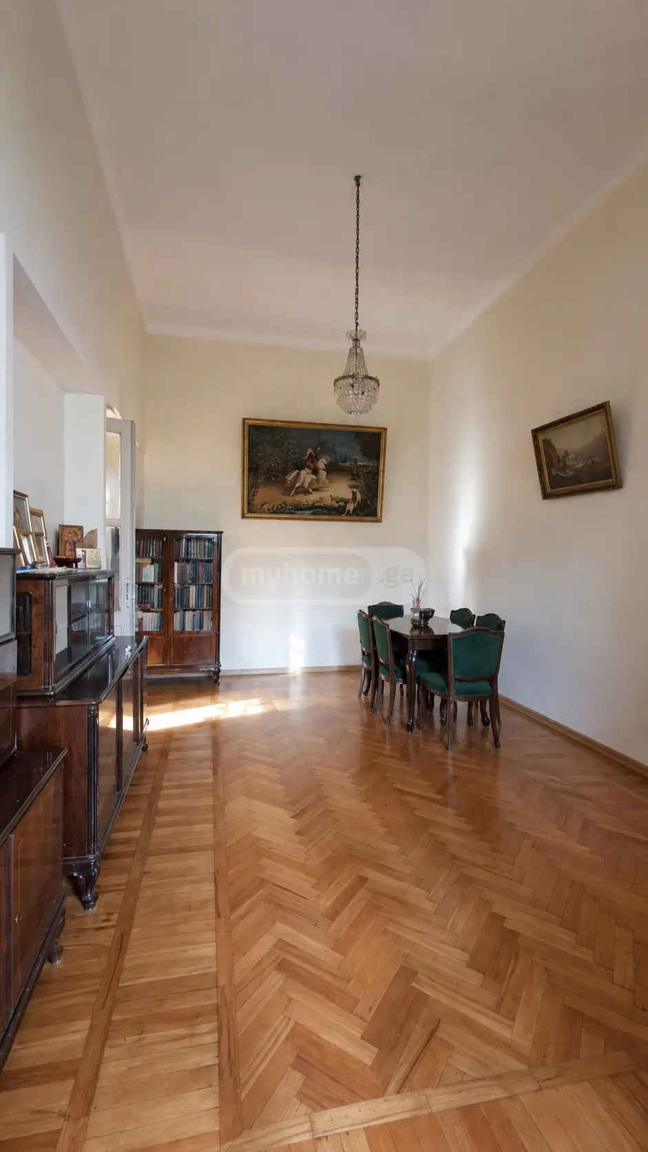 7 Room Apartment For Sale view 1