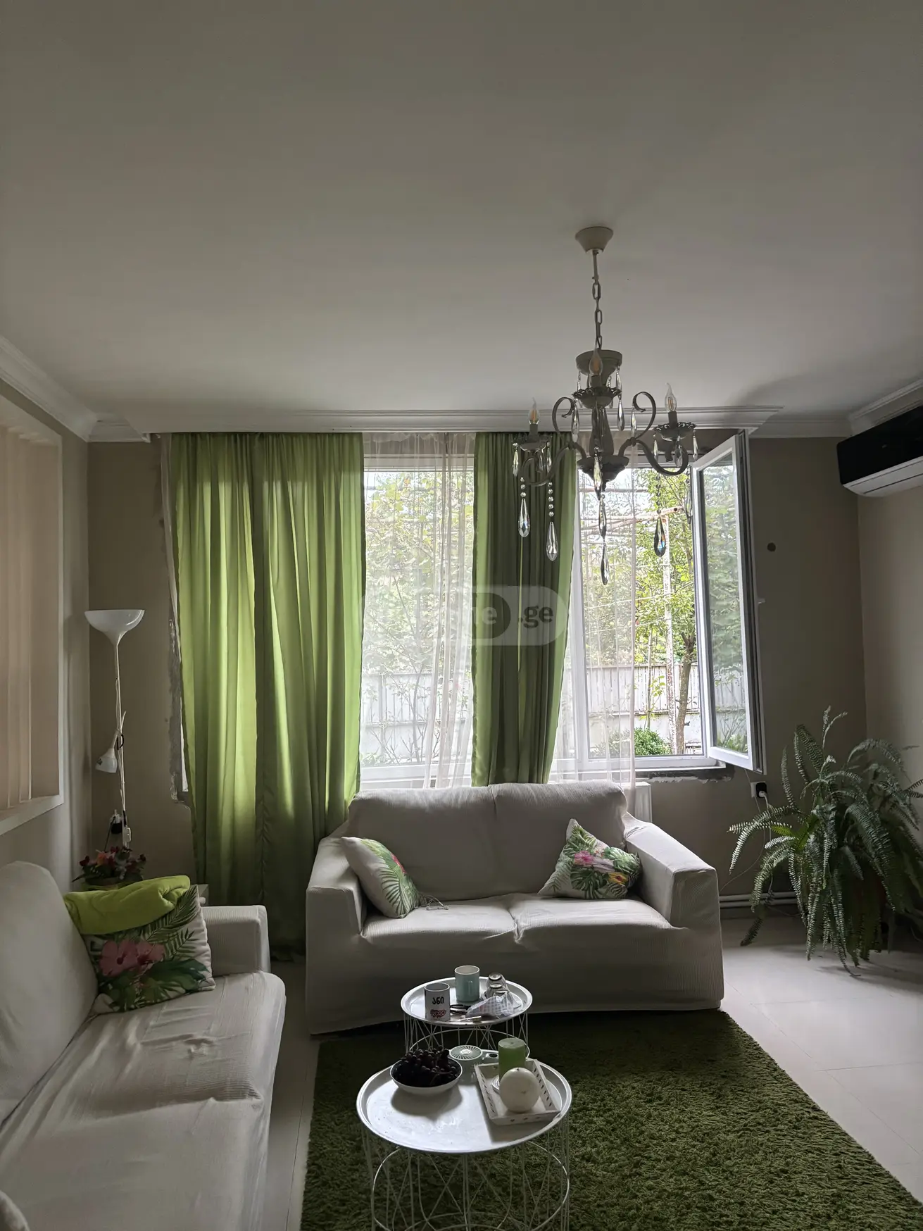 9 Room Private House For Sale view 3