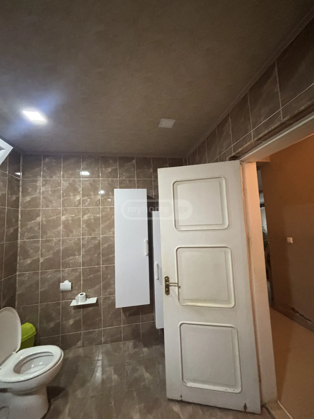 9 Room Private House For Sale view 7