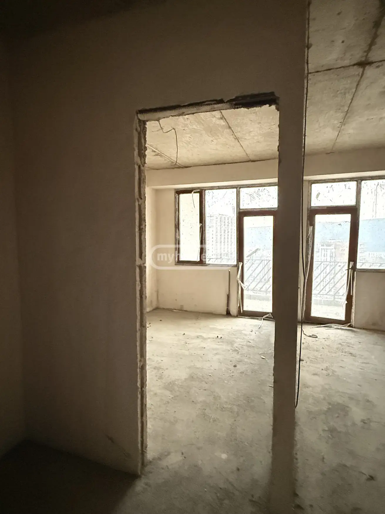 3 Room Apartment For Sale view 2