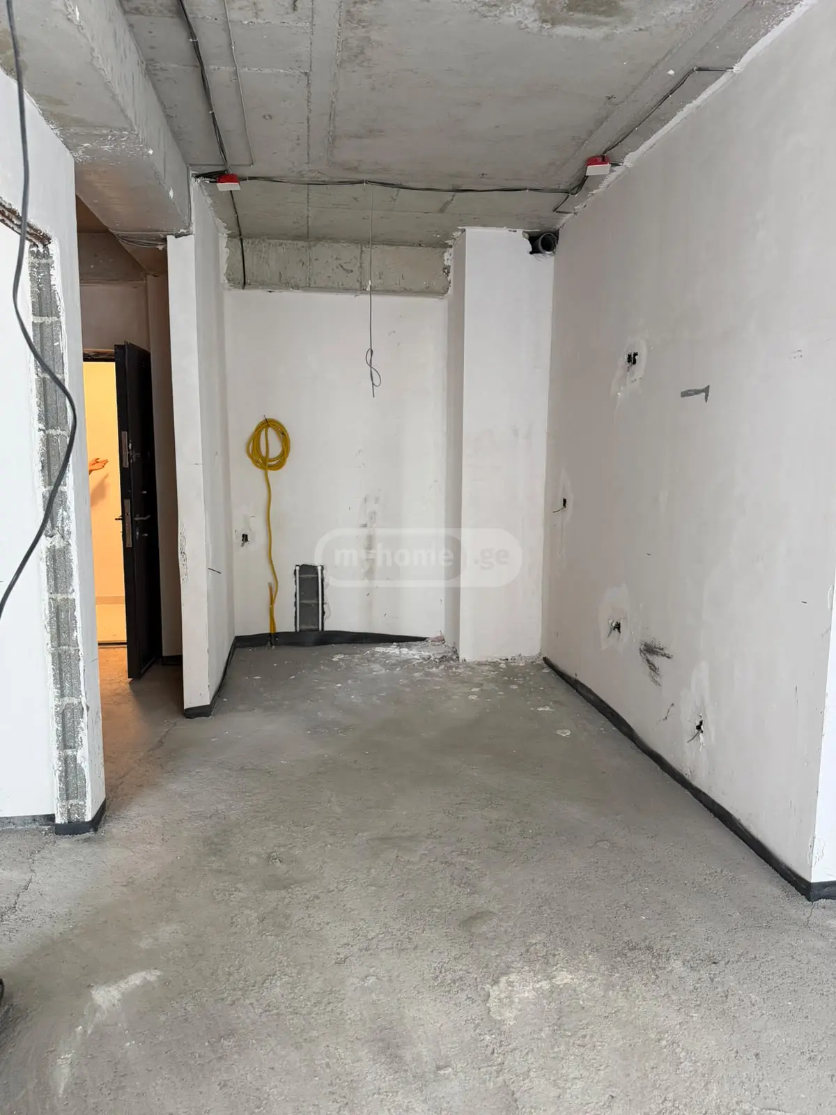 3 Room Apartment For Sale view 5