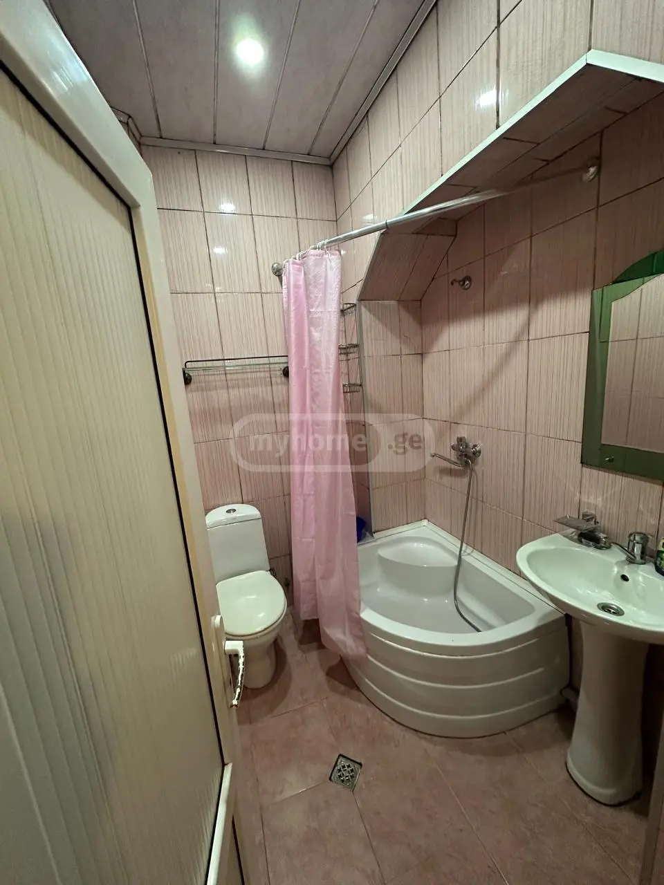 3 Room Apartment For Sale view 4