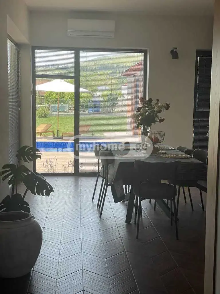 8 Room Country House For Rent In Mtskheta view 7