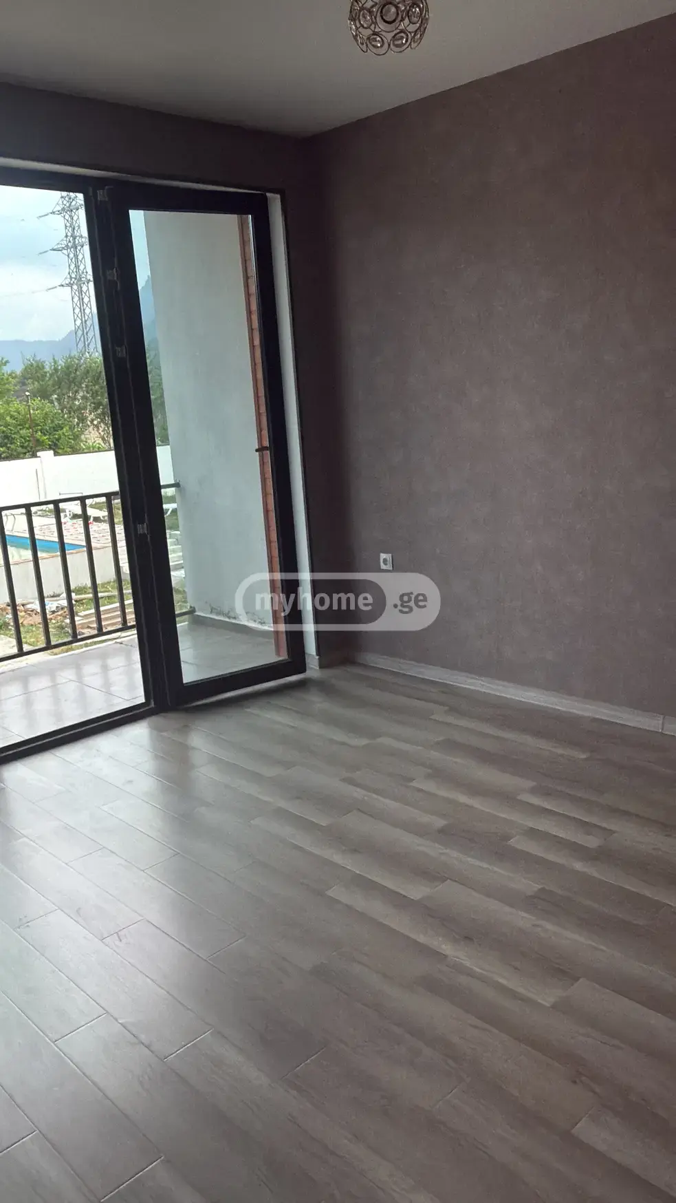 3 Room Country House For Sale view 3