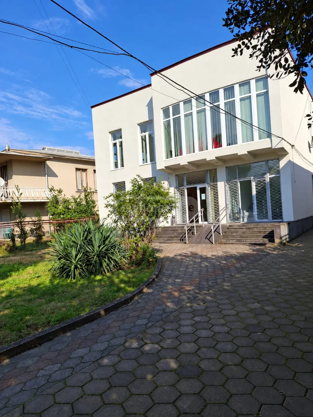 Office Commercial Area For Rent In Zugdidi view 1