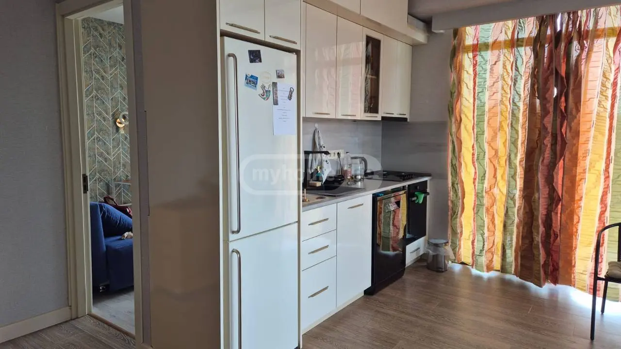 3 Room Apartment For Sale view 2