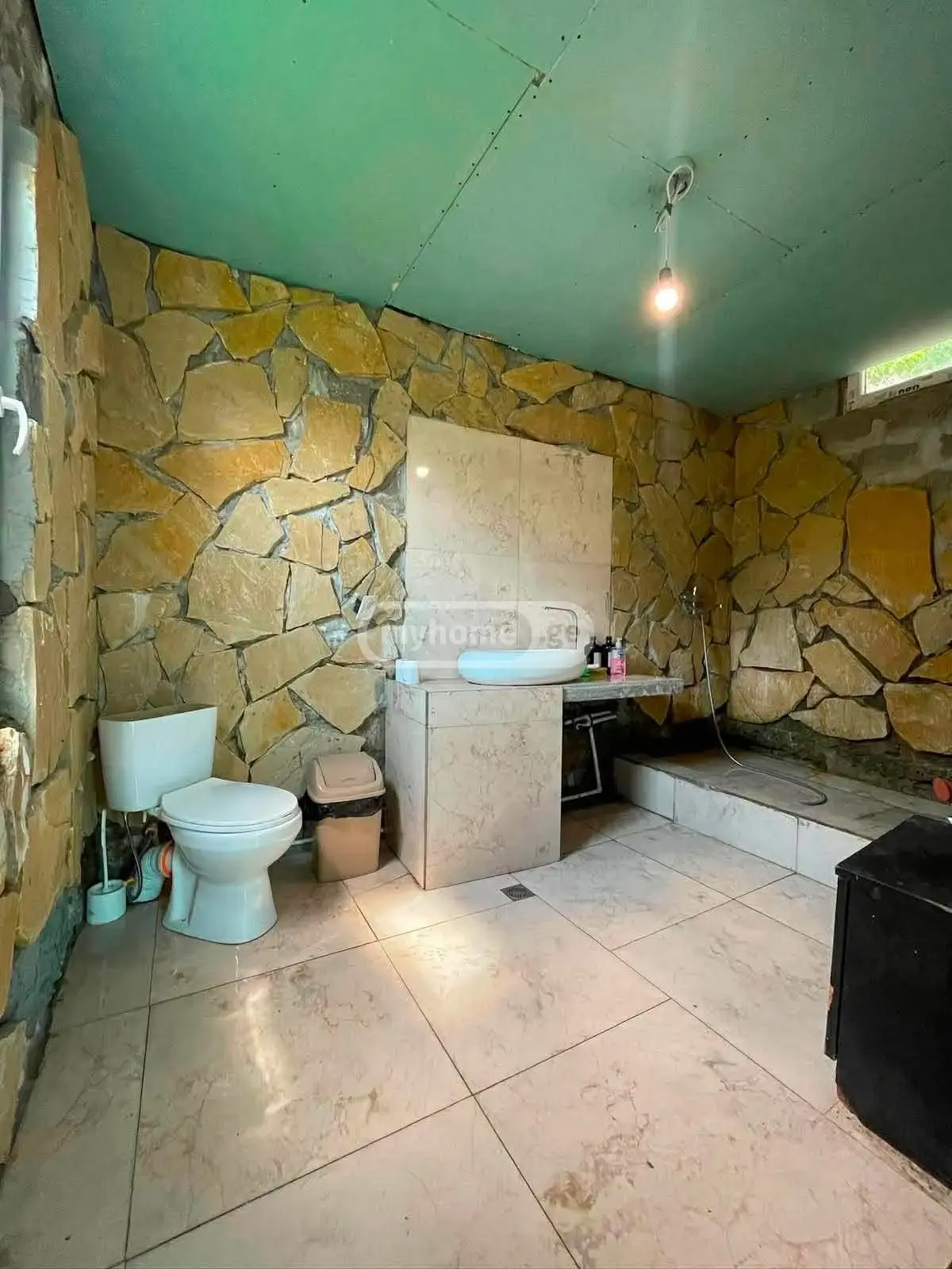 6 Room Country House For Sale view 8