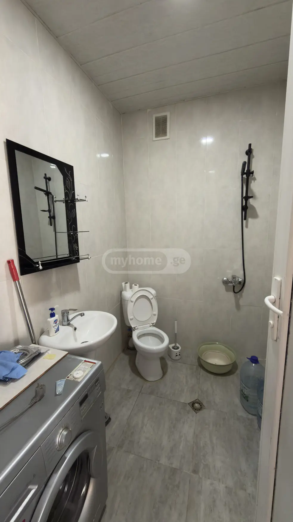 1 Room Apartment For Rent In Khashuri view 3
